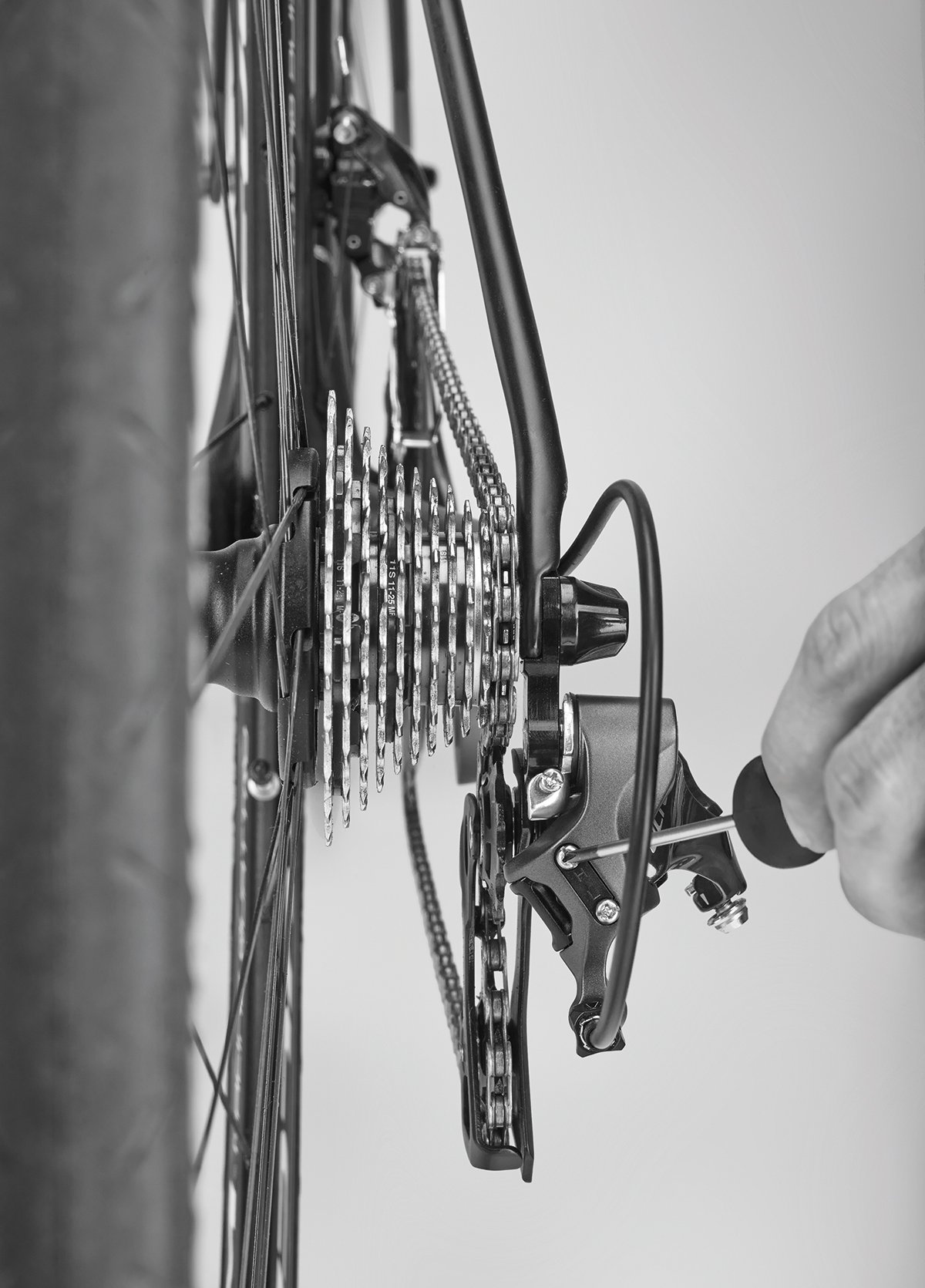 How to adjust a rear derailleur in five easy steps Cyclist