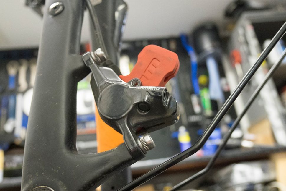 How to bleed Shimano hydraulic road disc brakes Cyclist