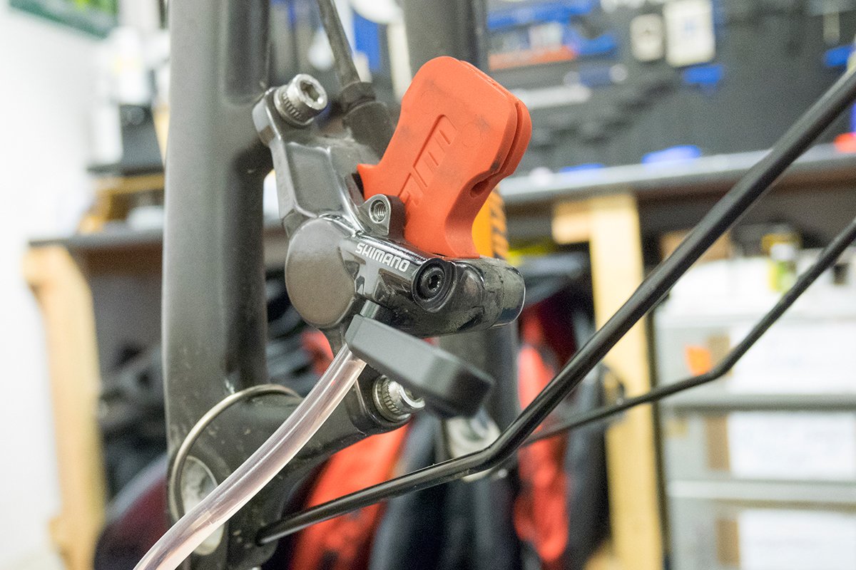 How to bleed Shimano hydraulic road disc brakes Cyclist