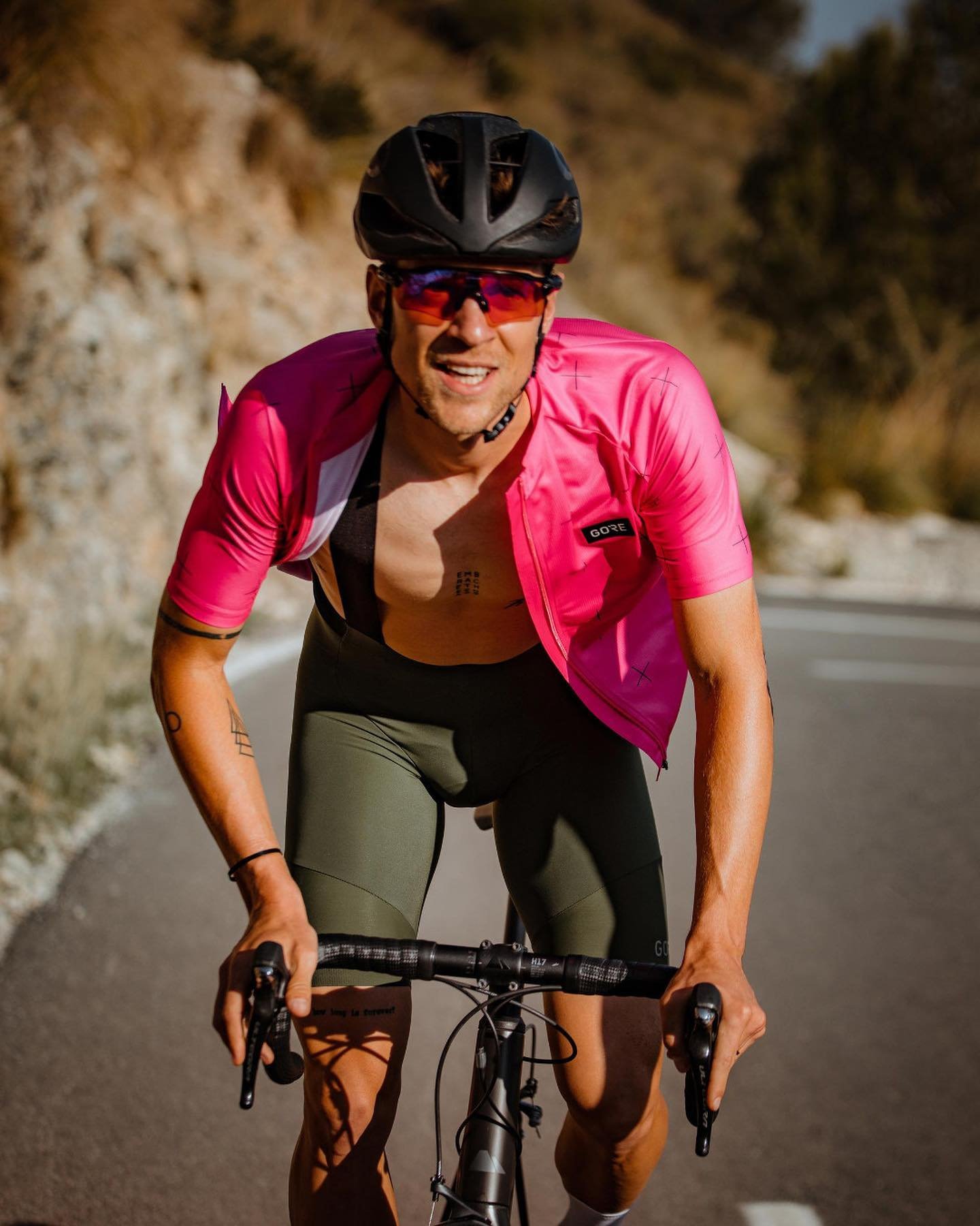 Should you still wear a base layer in the summer? Cyclist