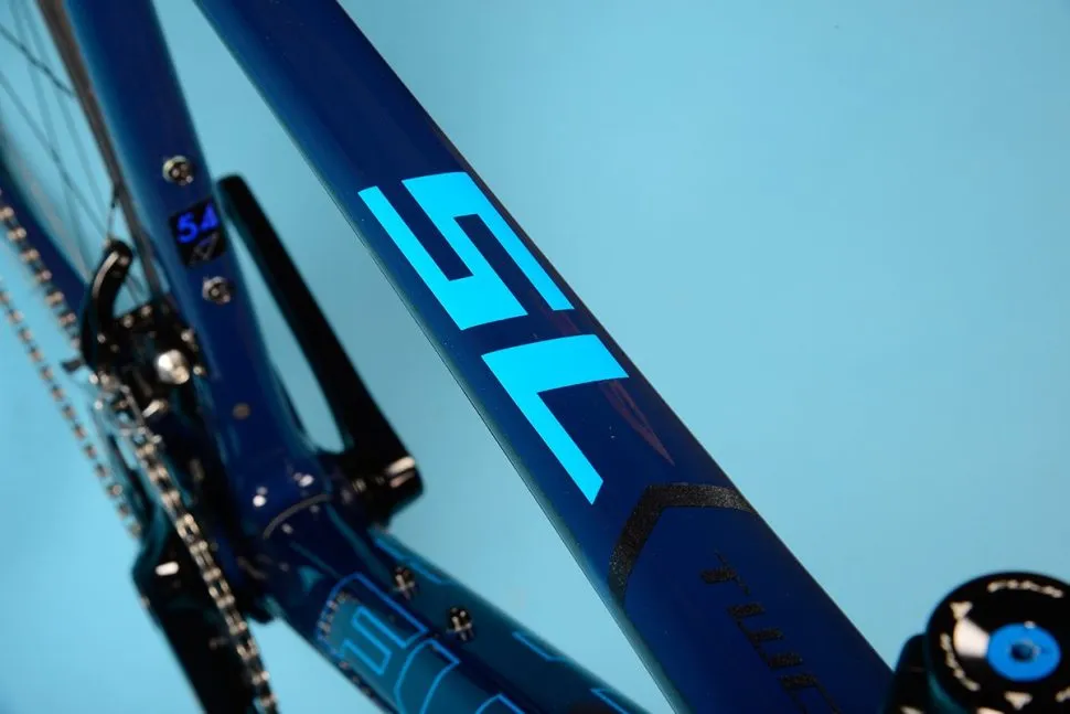 FUJI SL2.5 フルカーボン simano105 2017 Fuji SL 2.5 – Specs, Comparisons, Reviews – 99 Spokes