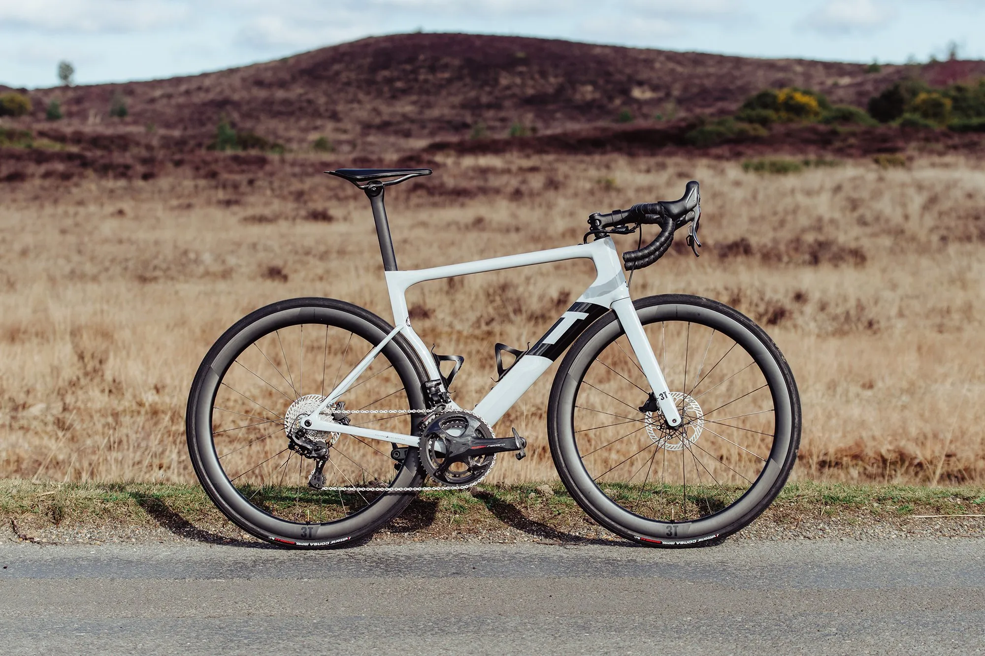 Strada Due 3t Strada 2021 3T Strada Due Sram Force ETap AXS Disc