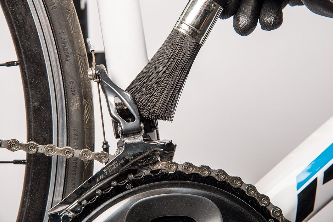 How to clean and lube your derailleurs Cyclist
