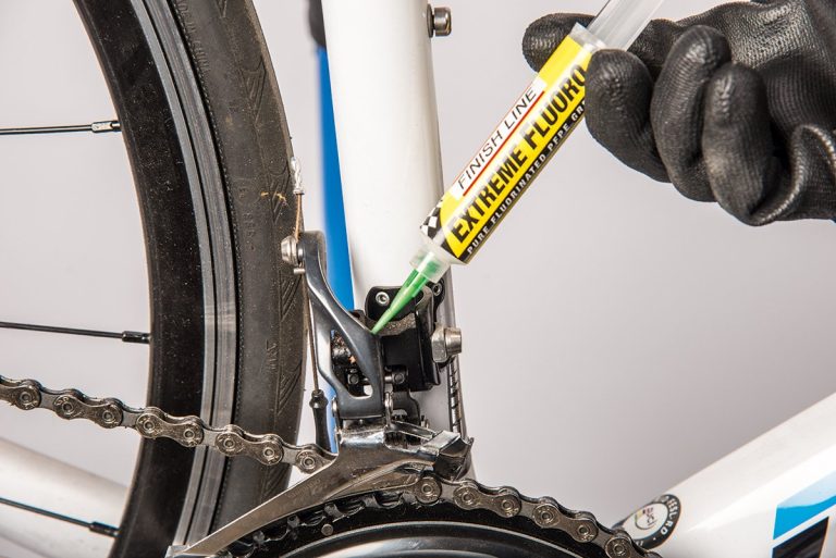 How to clean and lube your derailleurs Cyclist