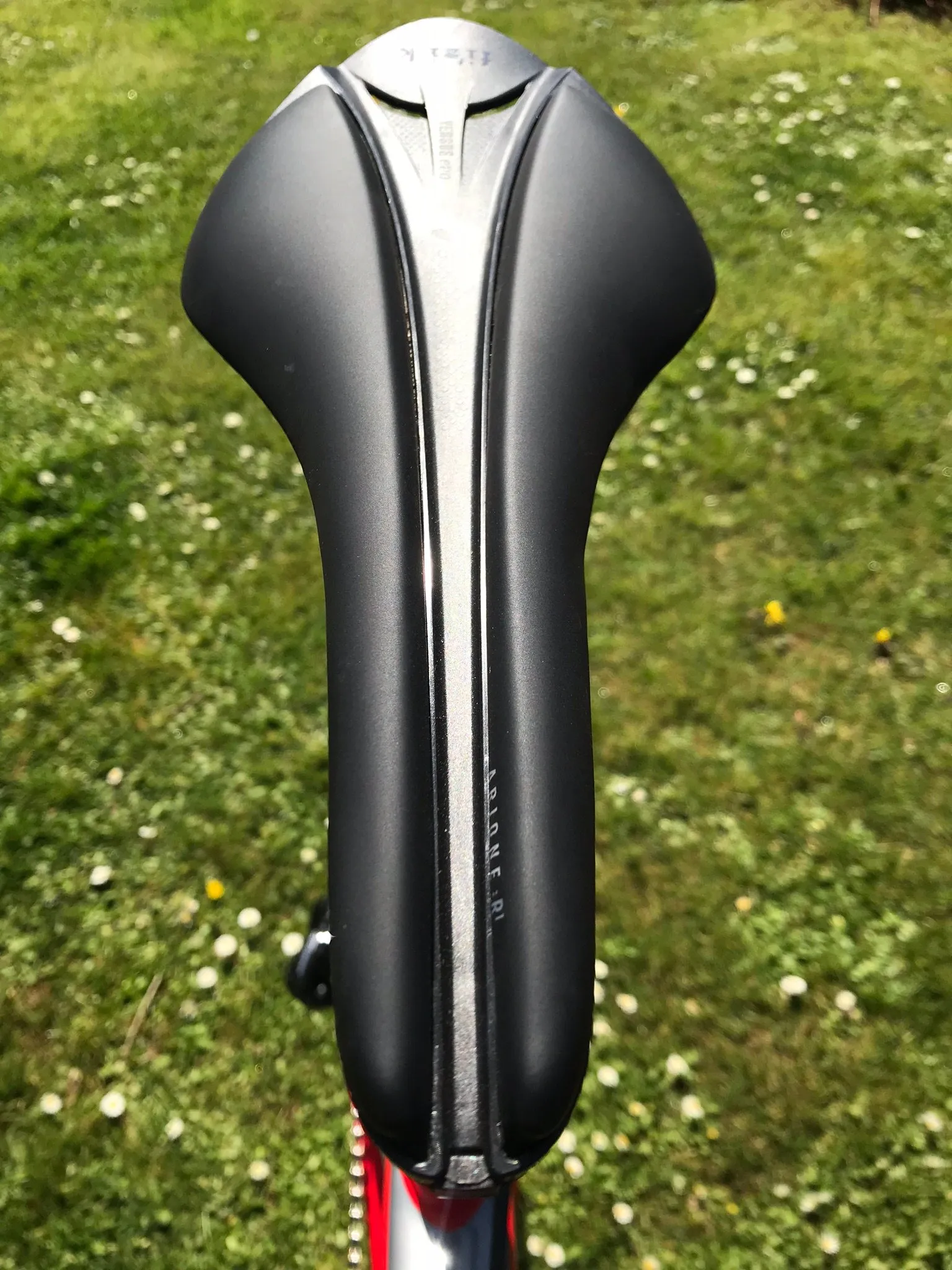 Fizik Arione R1 Versus Evo saddle review | Cyclist