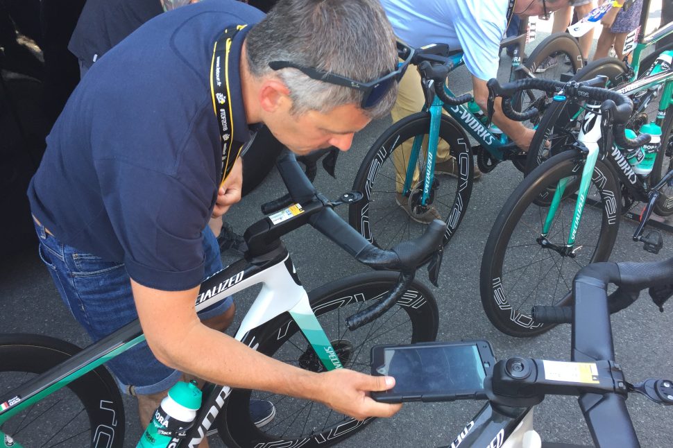 tour_de_france_motor_checks_jack_elton-walters_1