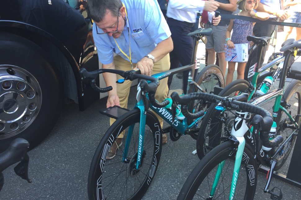 tour_de_france_motor_checks_jack_elton-walters_4