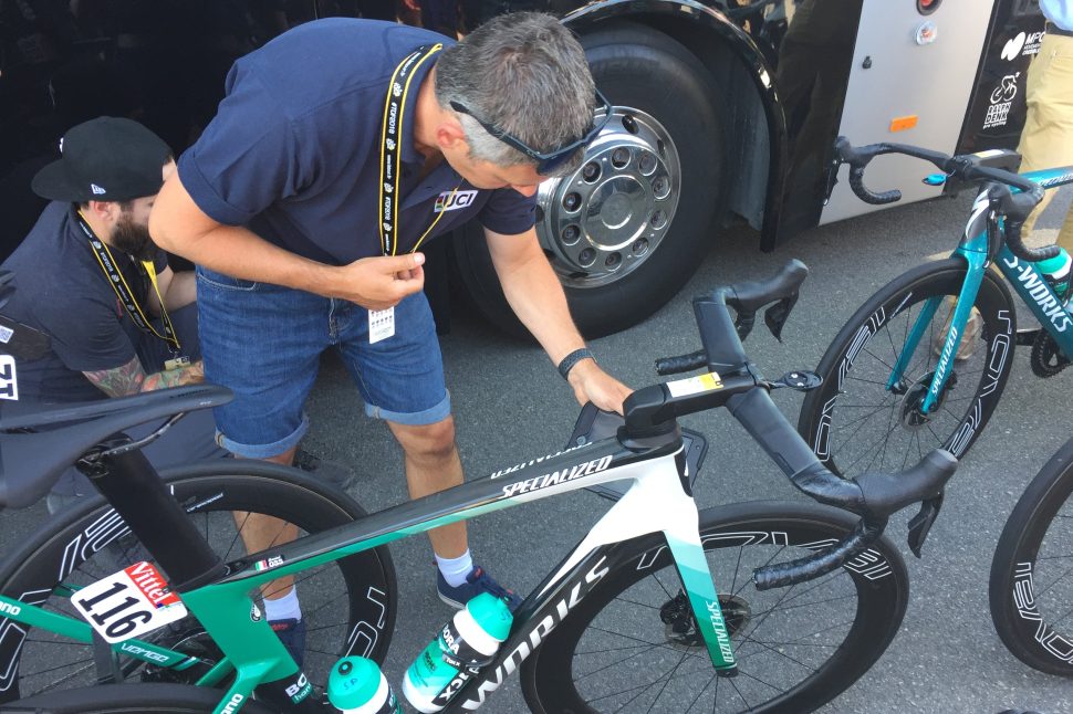 tour_de_france_motor_checks_jack_elton-walters_7