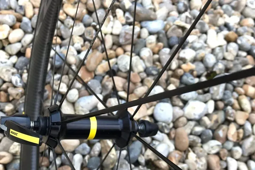 Mavic Comete Pro Carbon SL UST wheel review | Cyclist