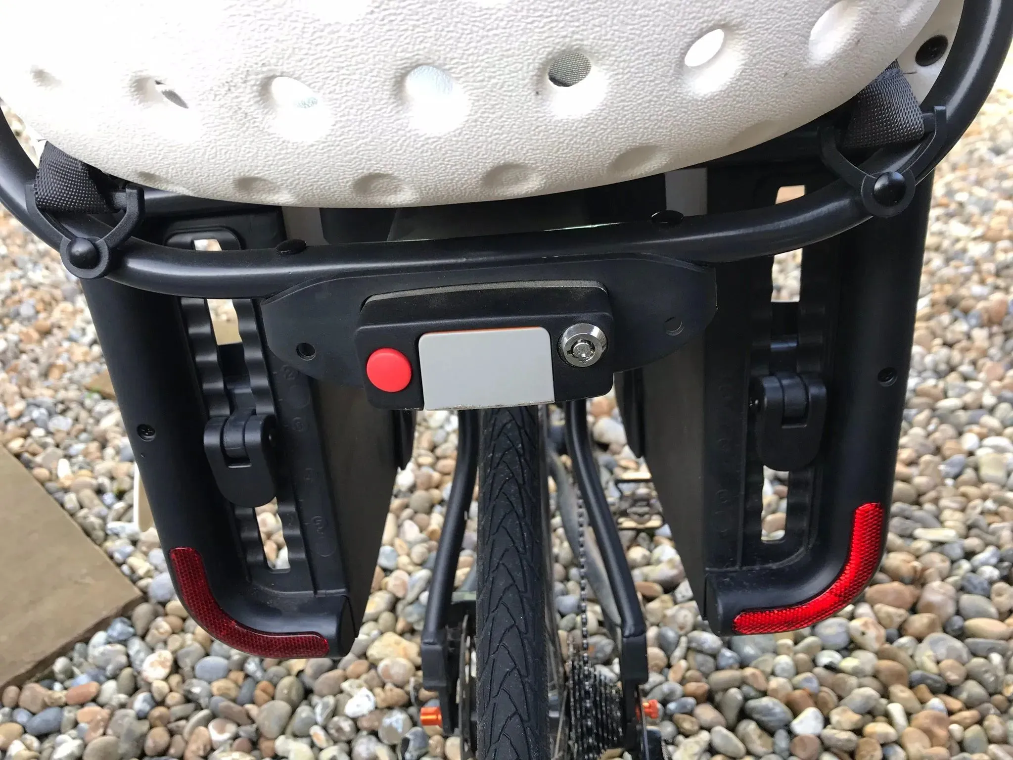 Thule Yepp Maxi bike seat review Cyclist
