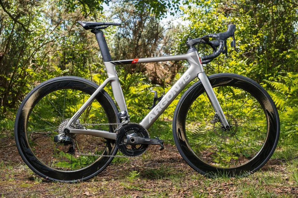 ARGON18 (アルゴン 18) 2019 Nitrogen DISC 2019 Argon 18 Nitrogen Disc debuted under Astana, racing new