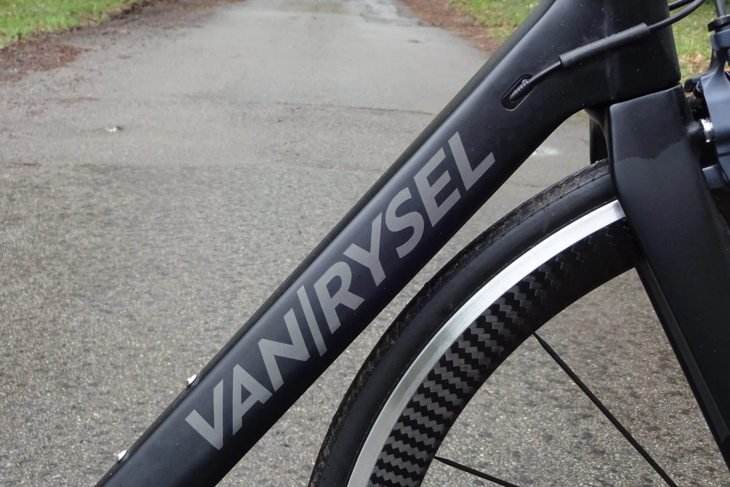 Van Rysel RR 920 CF road bike review Cyclist