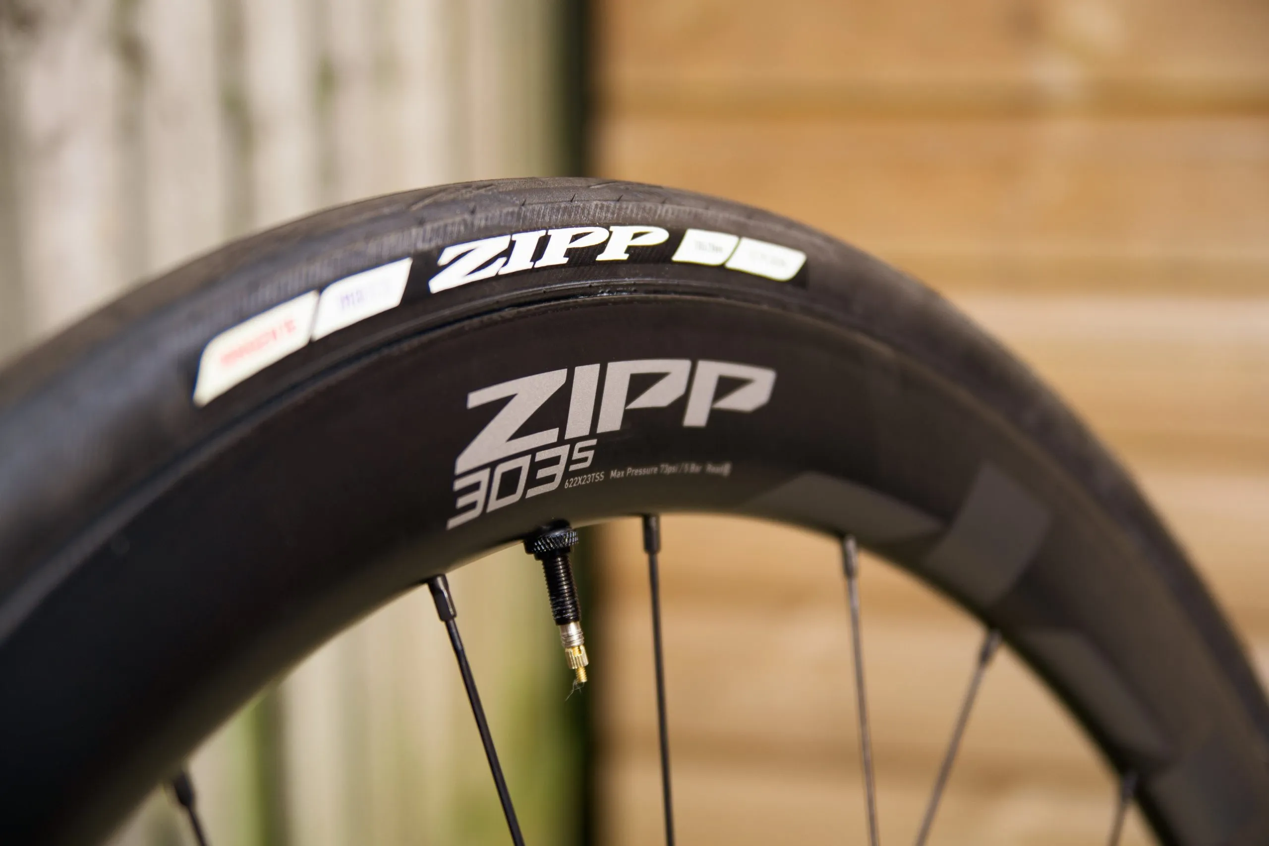 【前輪ジャンク】 ZIPP 303s Amazon | ZIPP 303S Tubeless Disc 前のみ | Zipp | ホイール