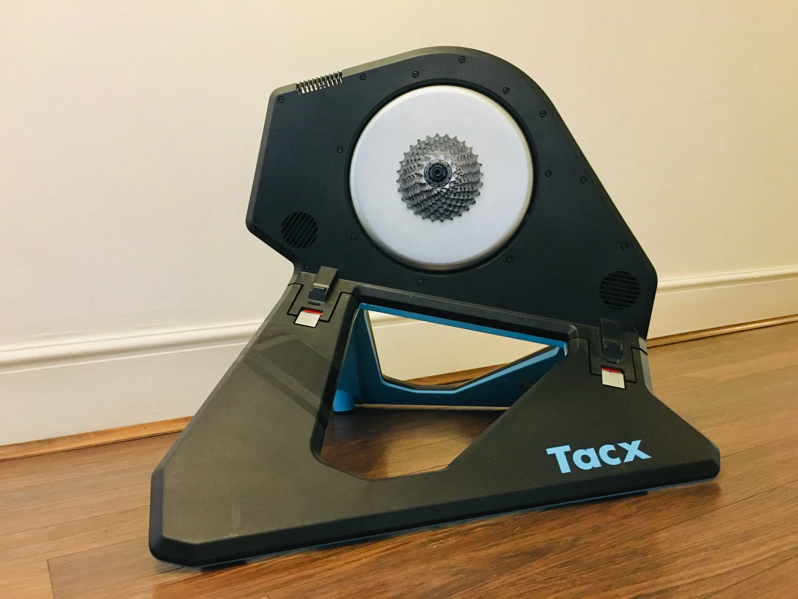 Tacx Neo 2T smart turbo trainer review Cyclist