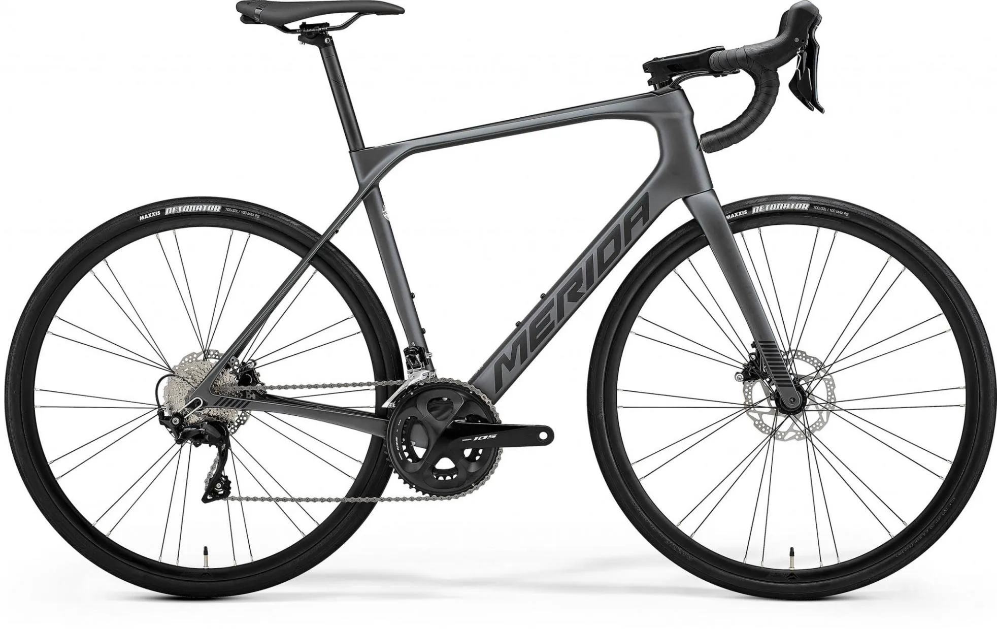 The new Merida Scultura Endurance: slacker geometry and wide tyres - Main Image