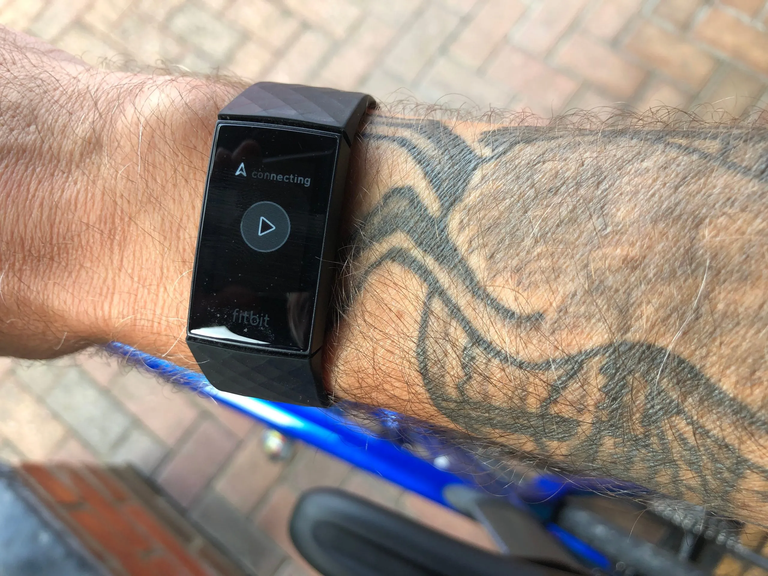 新品未開封】Fitbit charge 4