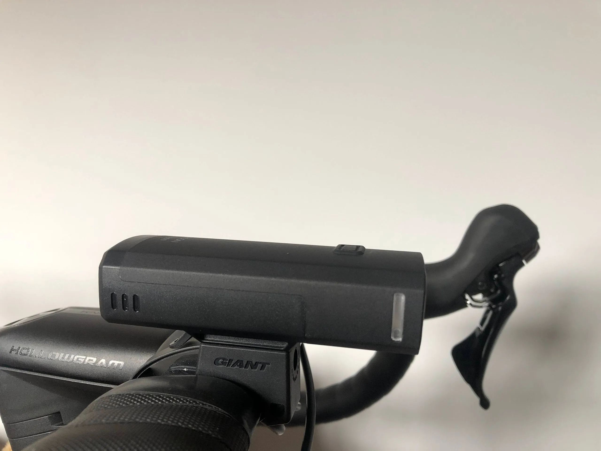 Giant Recon HL1800 front bike light review | Cyclist