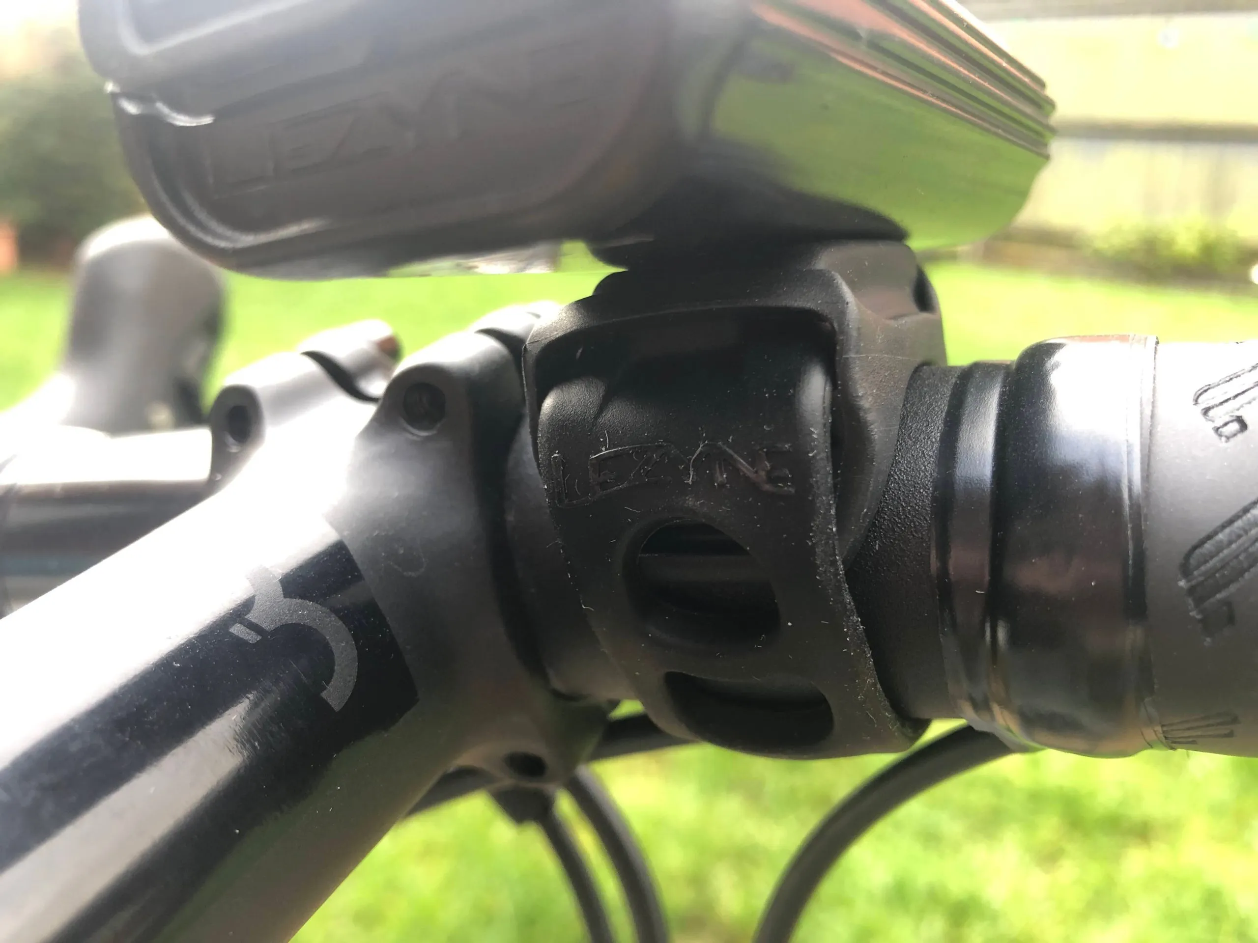 Phare Avant Vélo LED Lezyne Micro Drive Pro 1000 - Puissance 1000 Lumens - Noir - Neuf Sous Blister