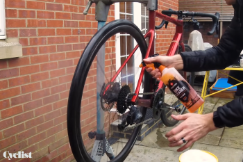how_to_clean_a_road_bike_in_the_time_it_takes_to_make_a_cup_of_tea_pro_tips_for_a_quick_clean_6-12_screenshot