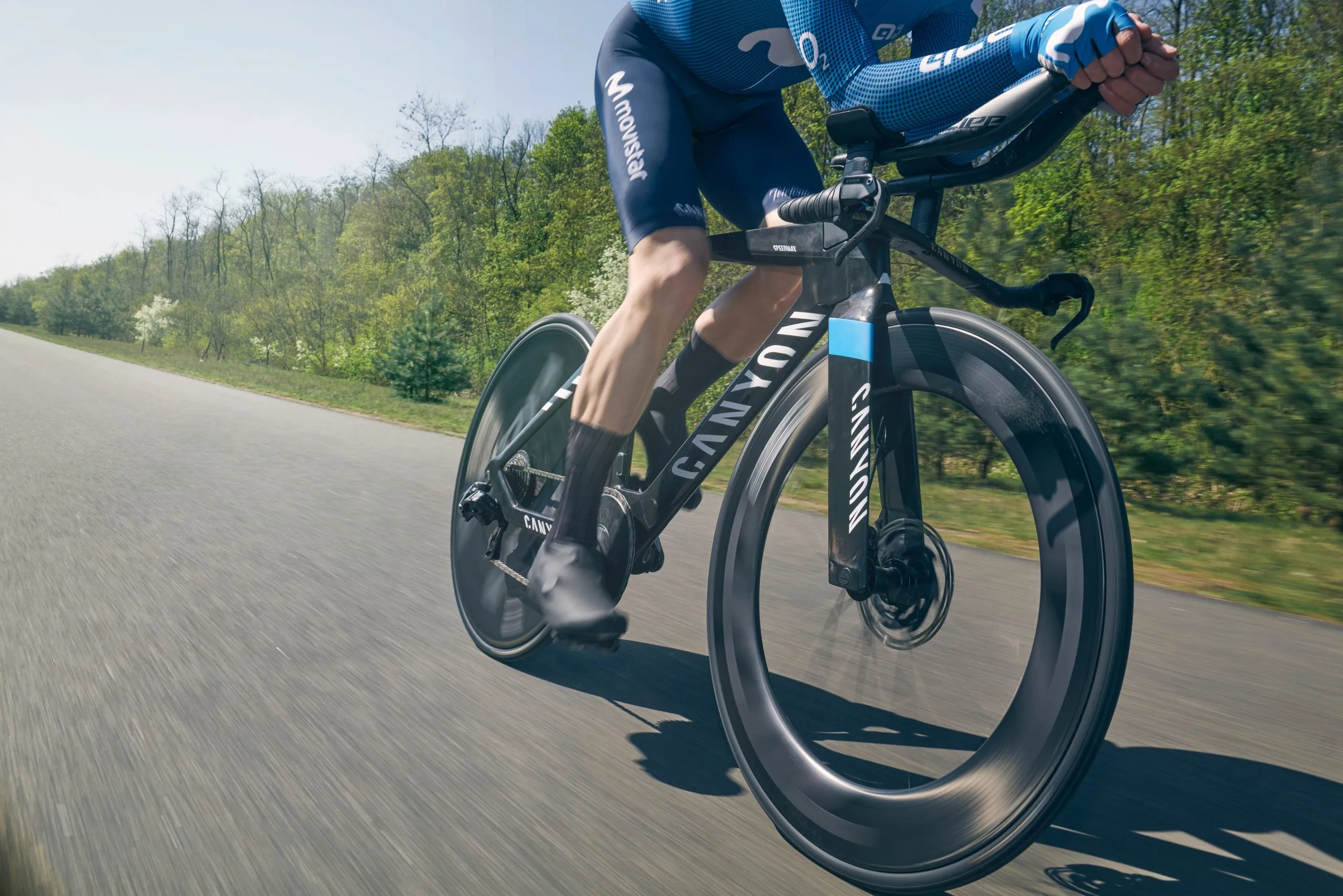 Canyon launches Speedmax CFR TT just in time for the Giro