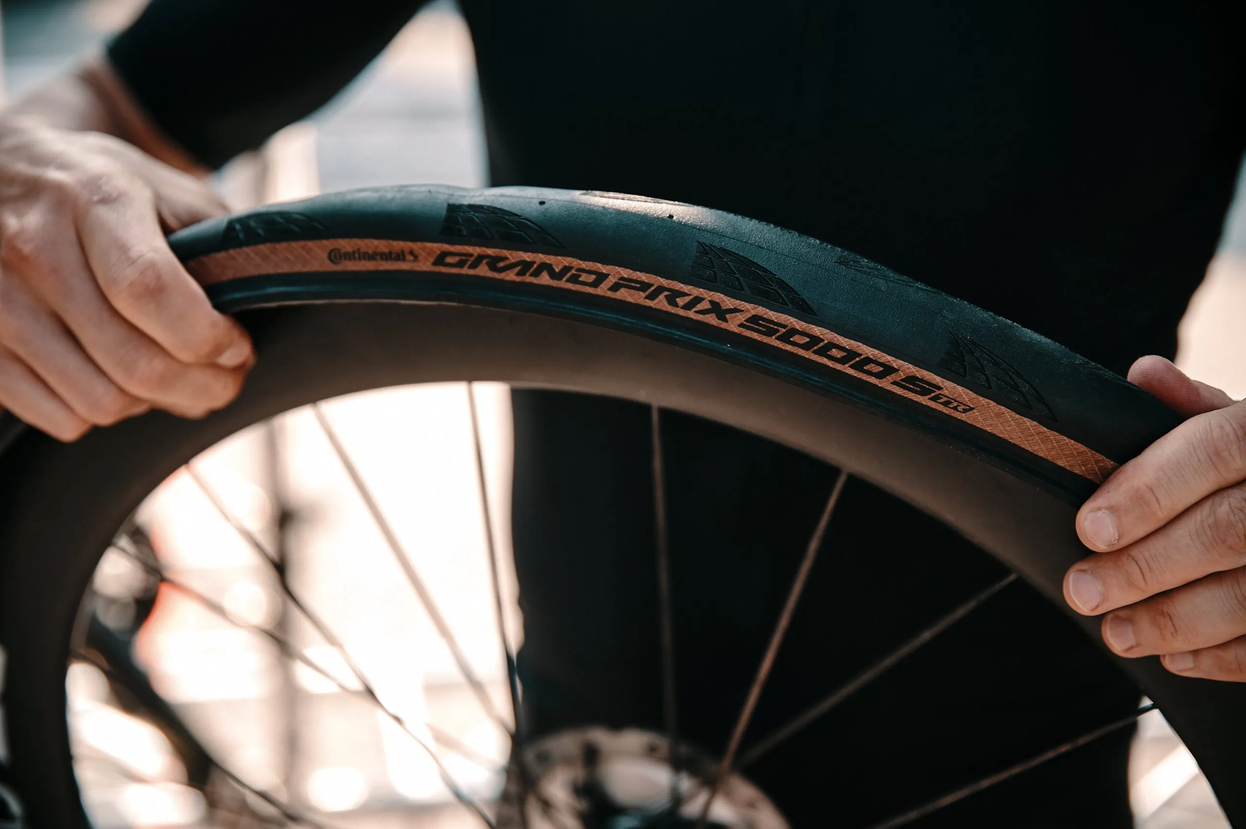 The new Continental GP5000 S TR is hookless-compatible and