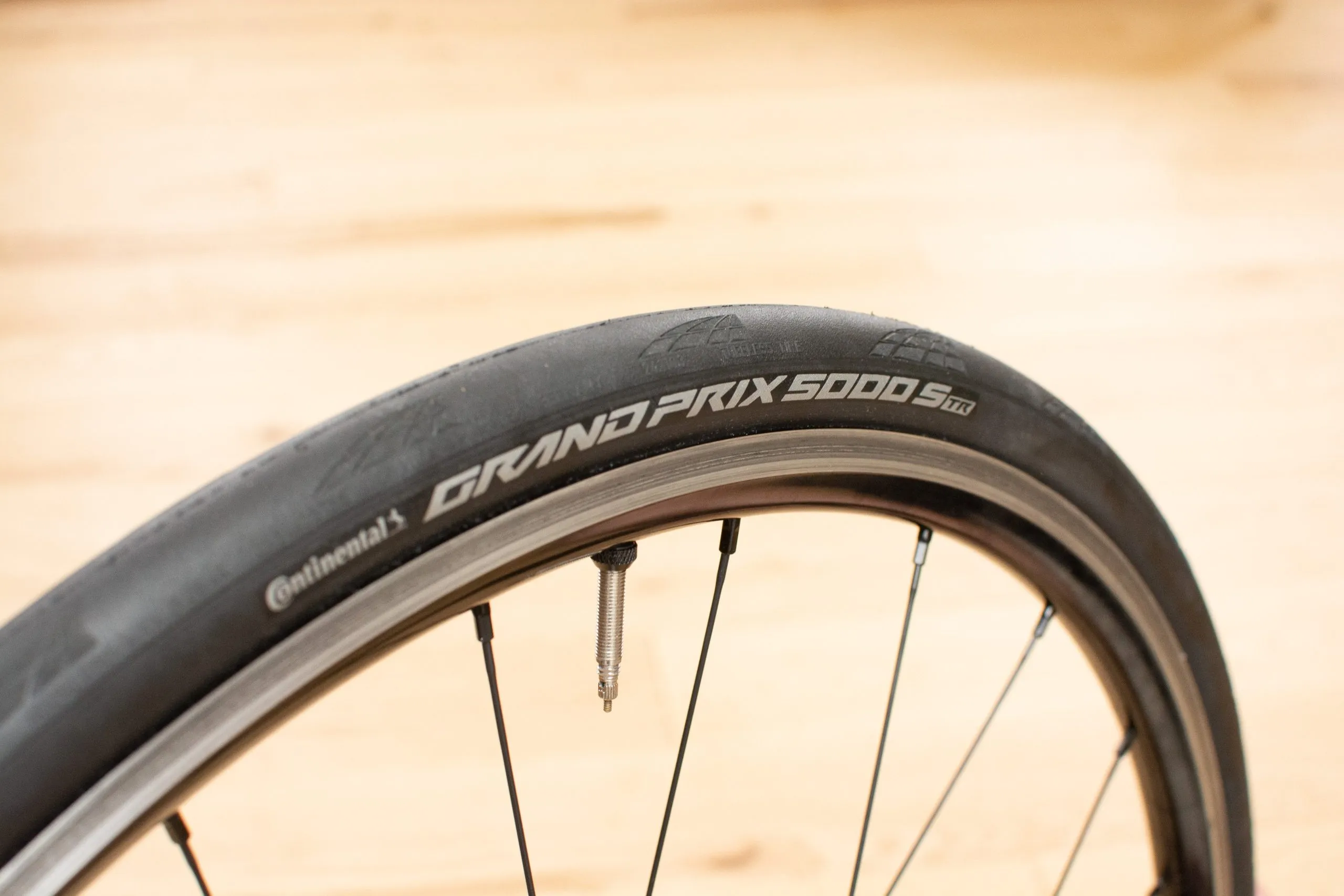 新品未使用未開封Continental GP5000 S TR 28C 新品未使用未開封Continental GP5000 S TR 28C コンチネンタル
