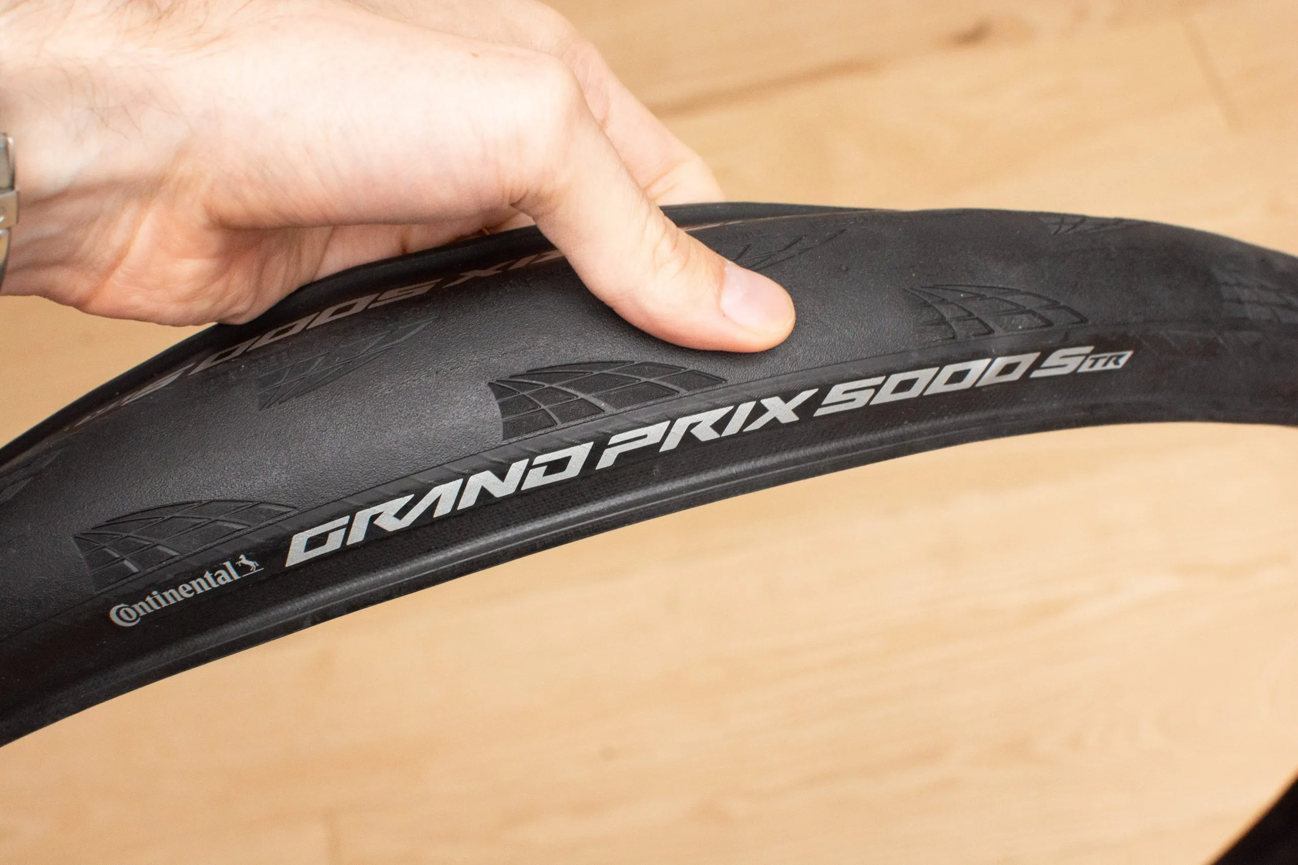 The new Continental GP5000 S TR is hookless-compatible and