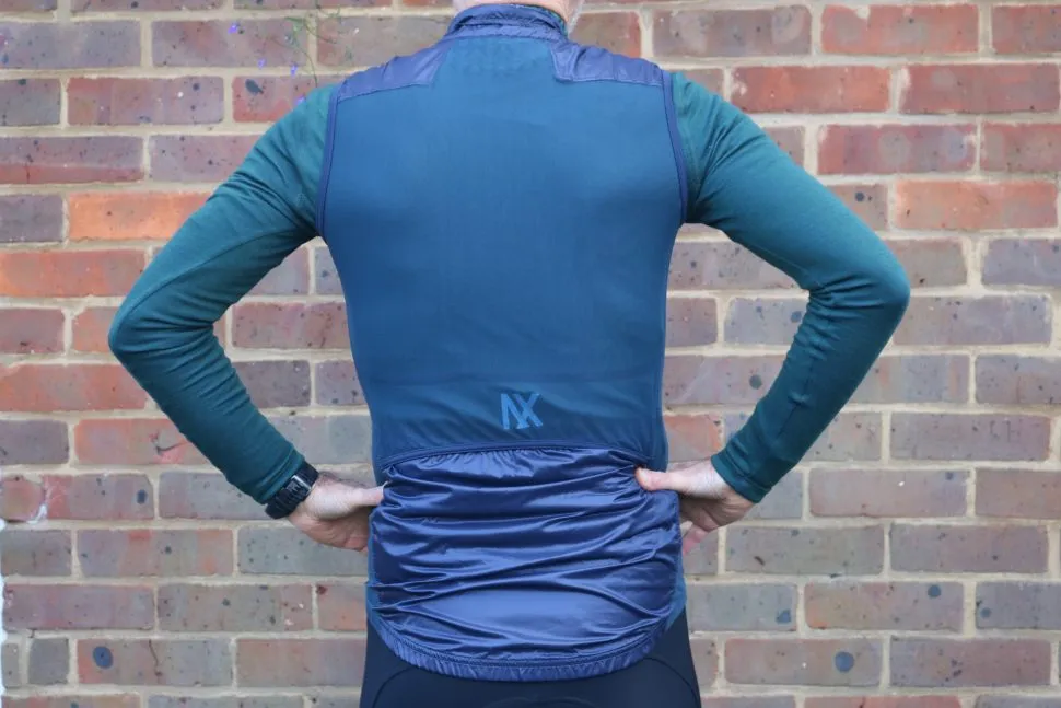 Cafe du Cycliste Petra メンズ ジレ ウィンドジレ【Petra Gilet】｜Cafe du Cycliste（カフェドシ