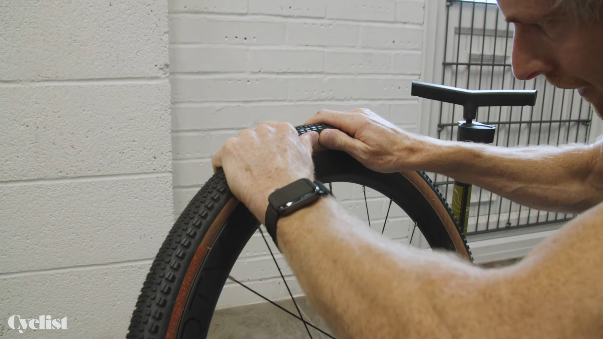 How to fit tubeless tyres Video and detailed guide Cyclist