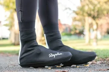 rapha_winter_overshoes_1-