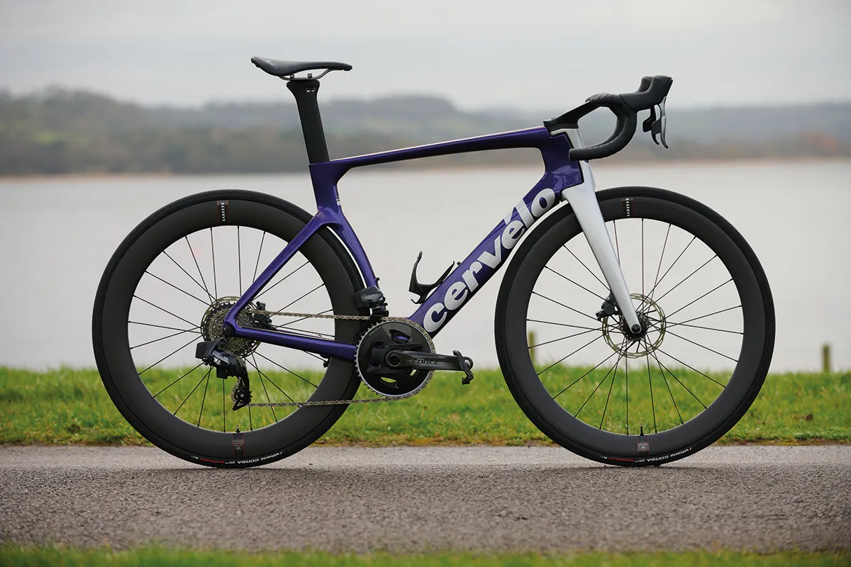 Aero Bike Best Disc Road Bikes 2019 BIANCHI Oltre Pro Dura-Ace Di2