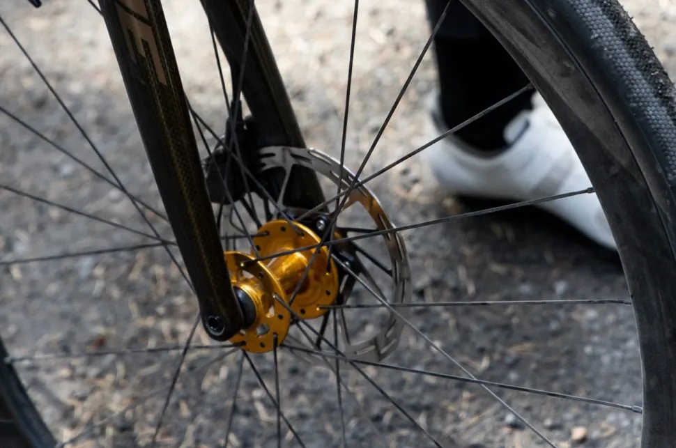 chrisking ARD44 カーボンホイール sram XDR クリスキング ついにChrisKing ARD44入荷！疲れにくく、乗り心地が良い理由とは⁉