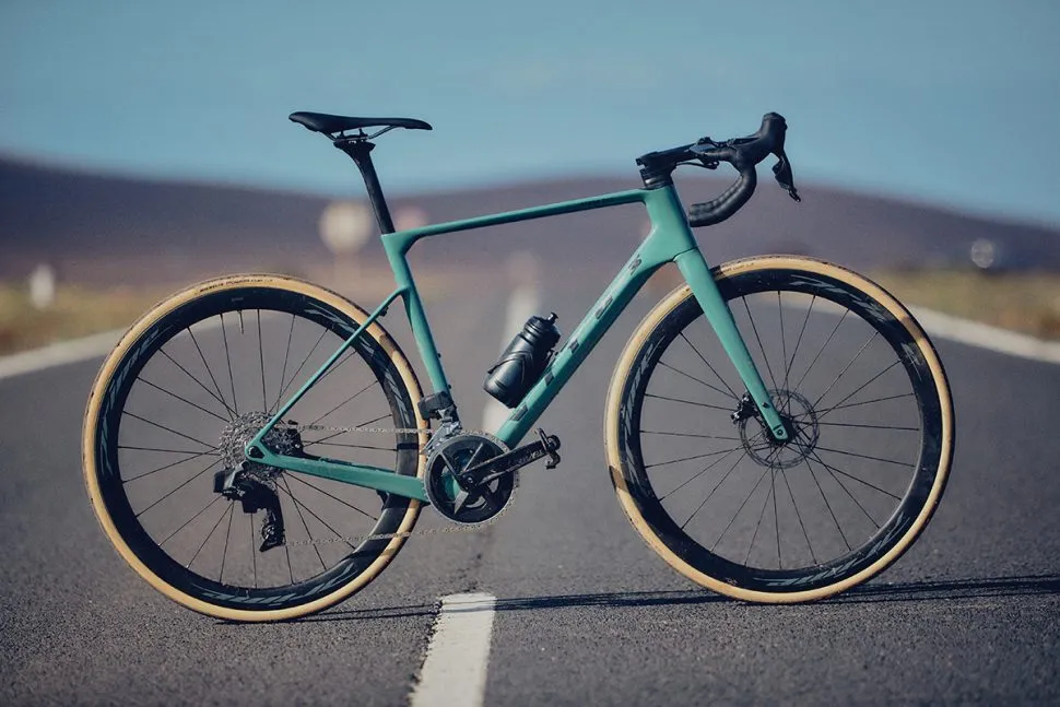 Vitus Venon Evo: one bike, two personalities | Cyclist