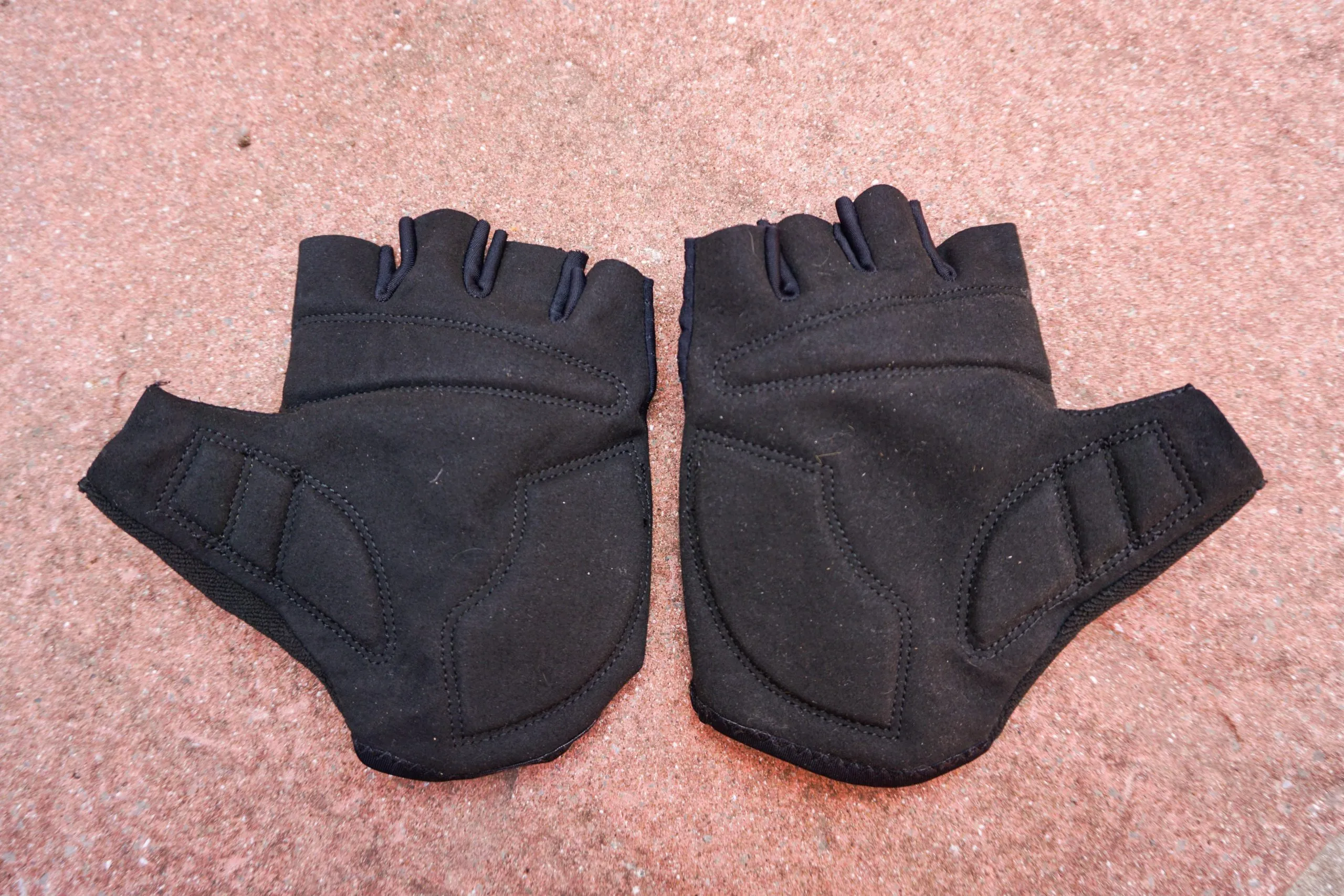 Assos GT gloves C2 review | Cyclist