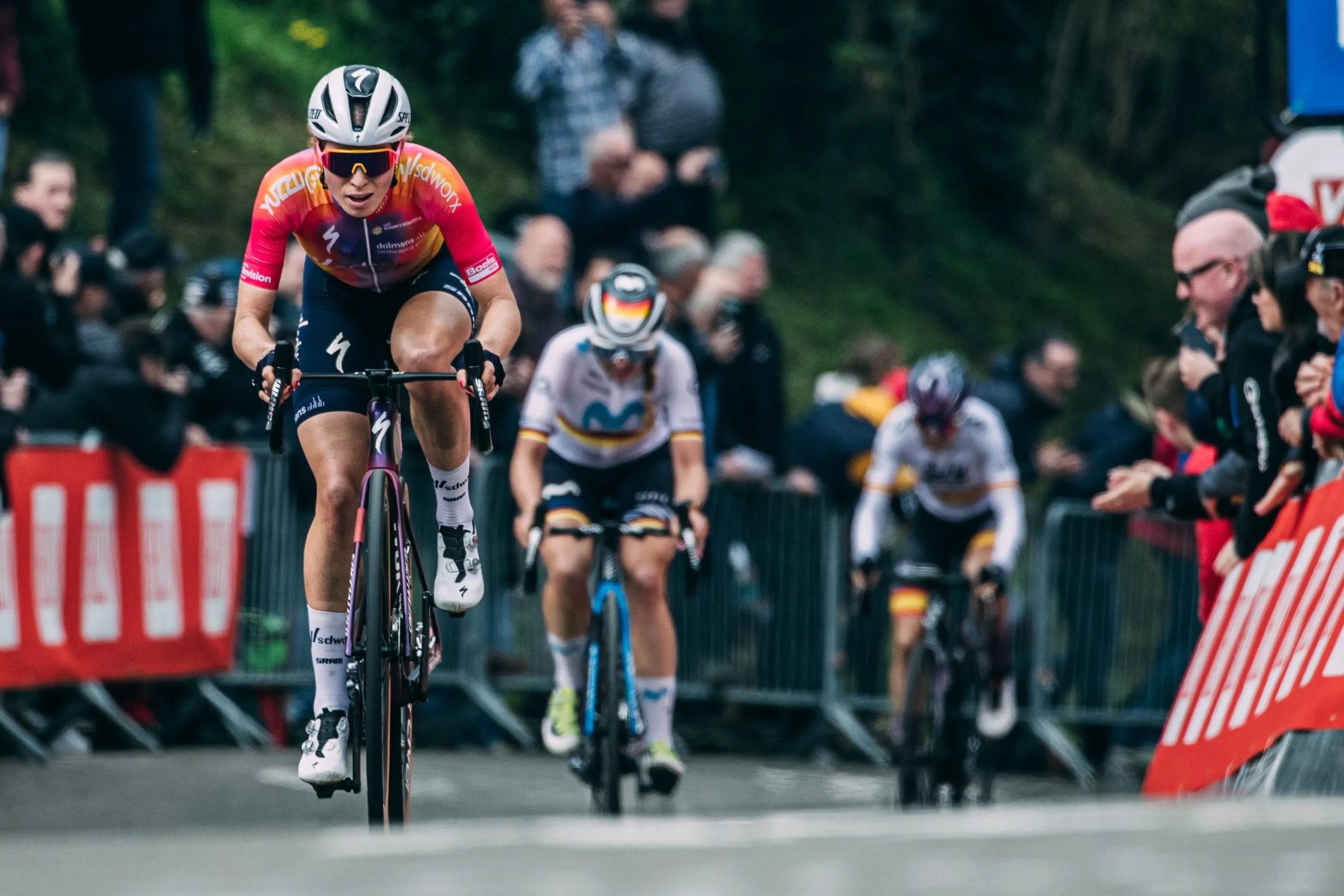 Demi Vollering wins Fleche-Wallonne 2023
