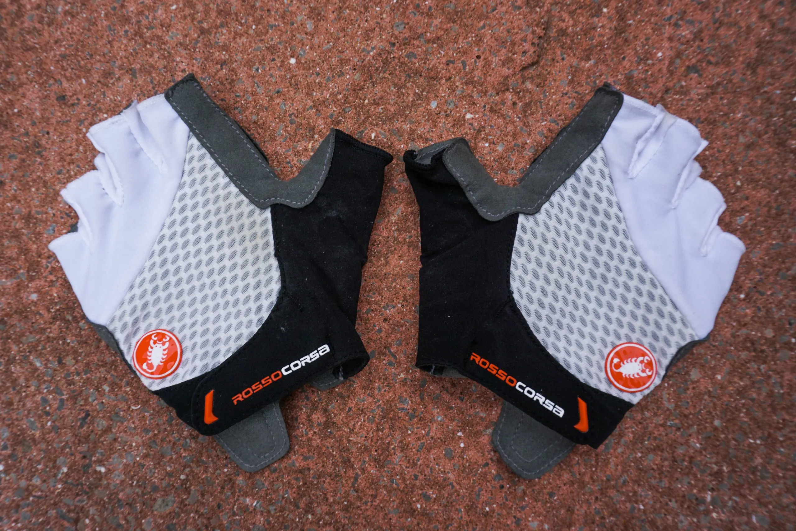 Castelli Rosso Corsa 2 women's cycling mitts review | Cyclist