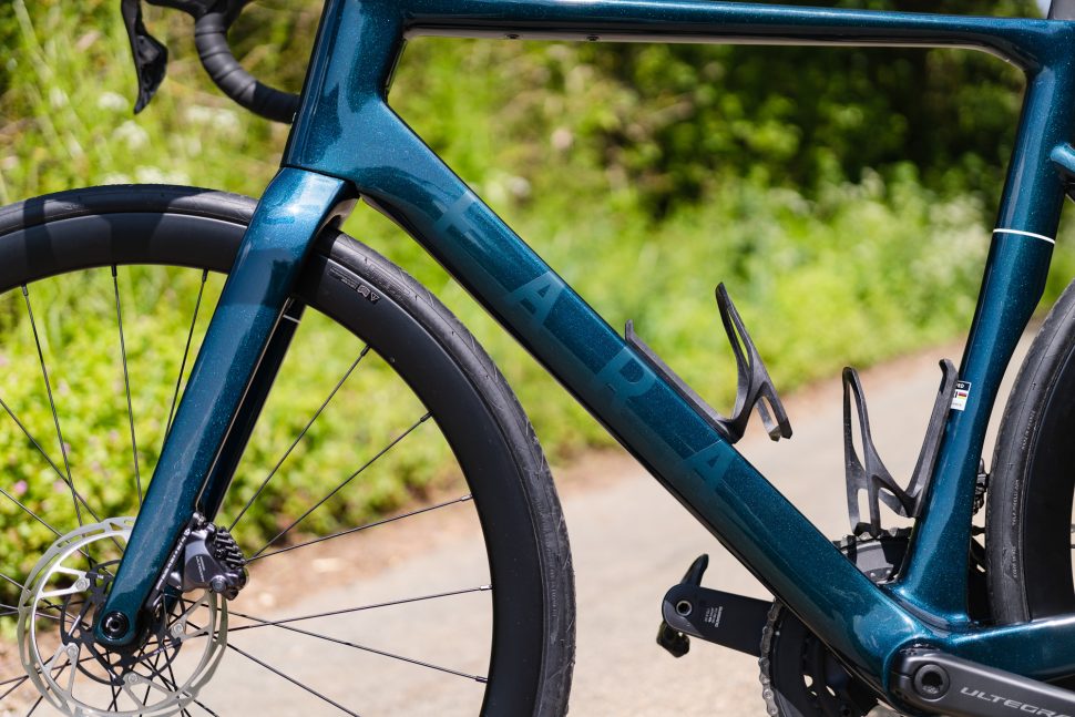 Blue Fara FRoad bike