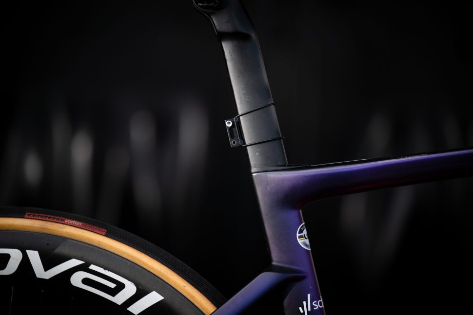 bike seat tube and seat post