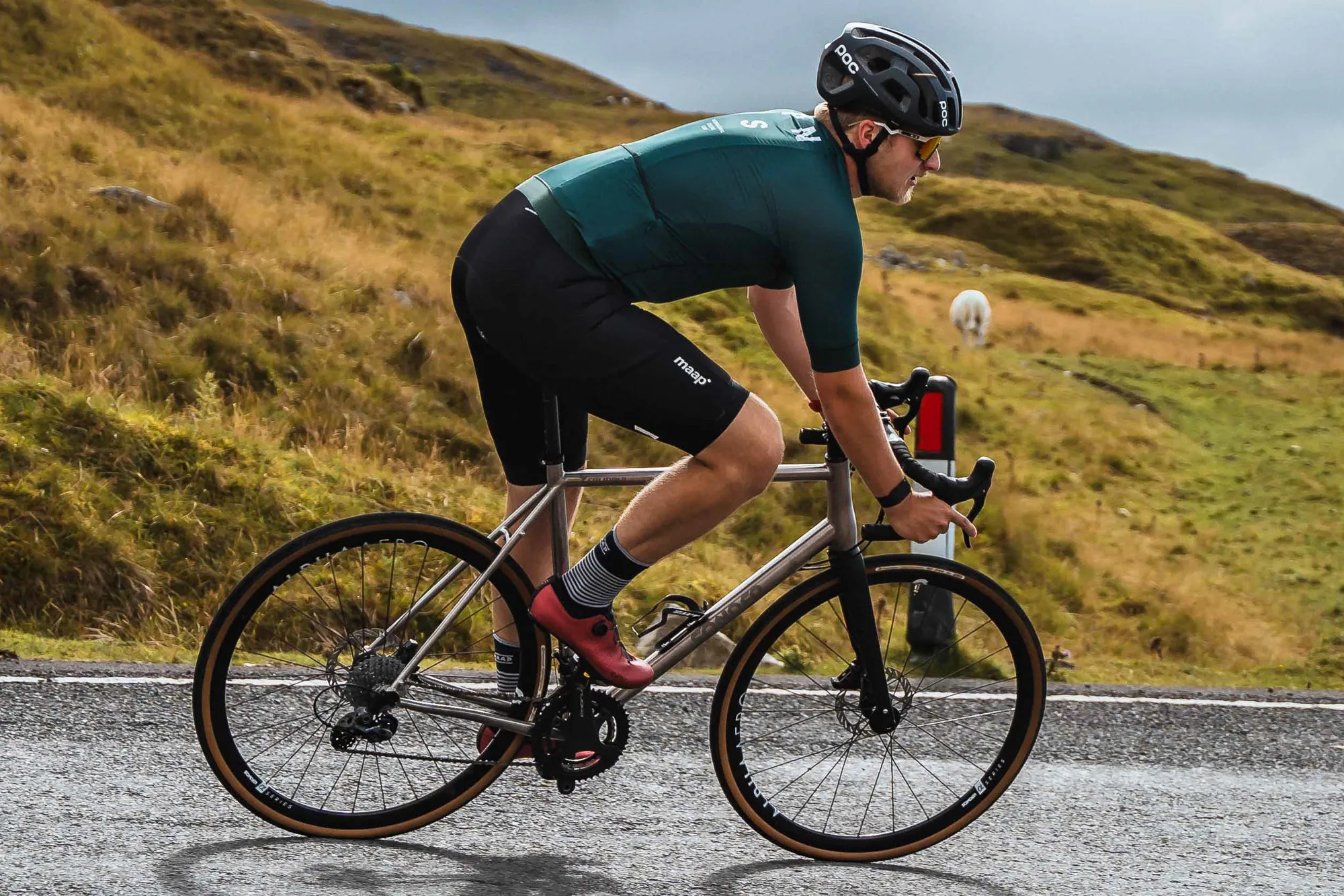 Black Heart Best Titanium Road Bike Frame Sonder Colibri Ti Chorus