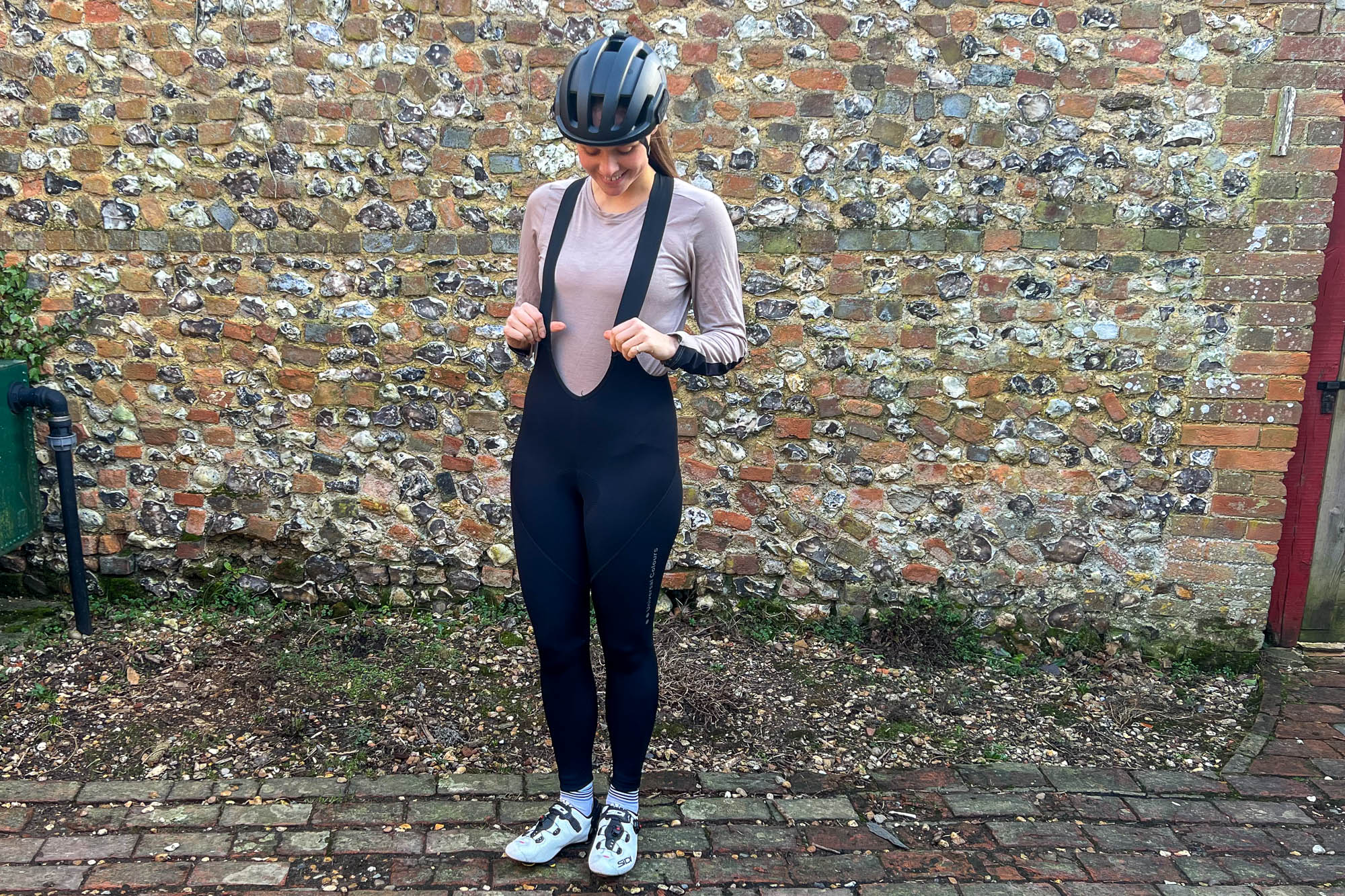 Universal Colours Mono women's bib tights review | Cyclist