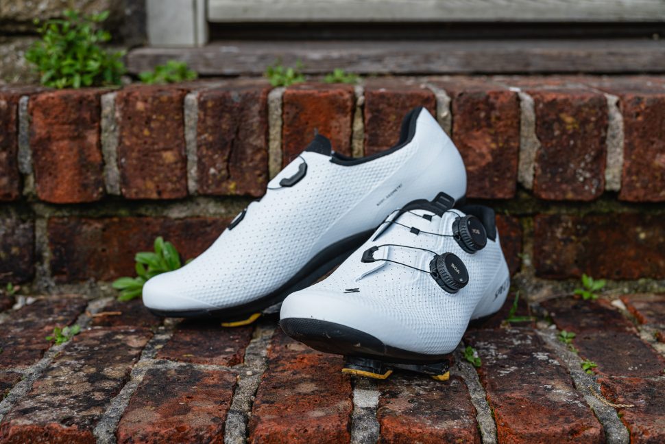White Specialized Torch 3.0 cycling shoes