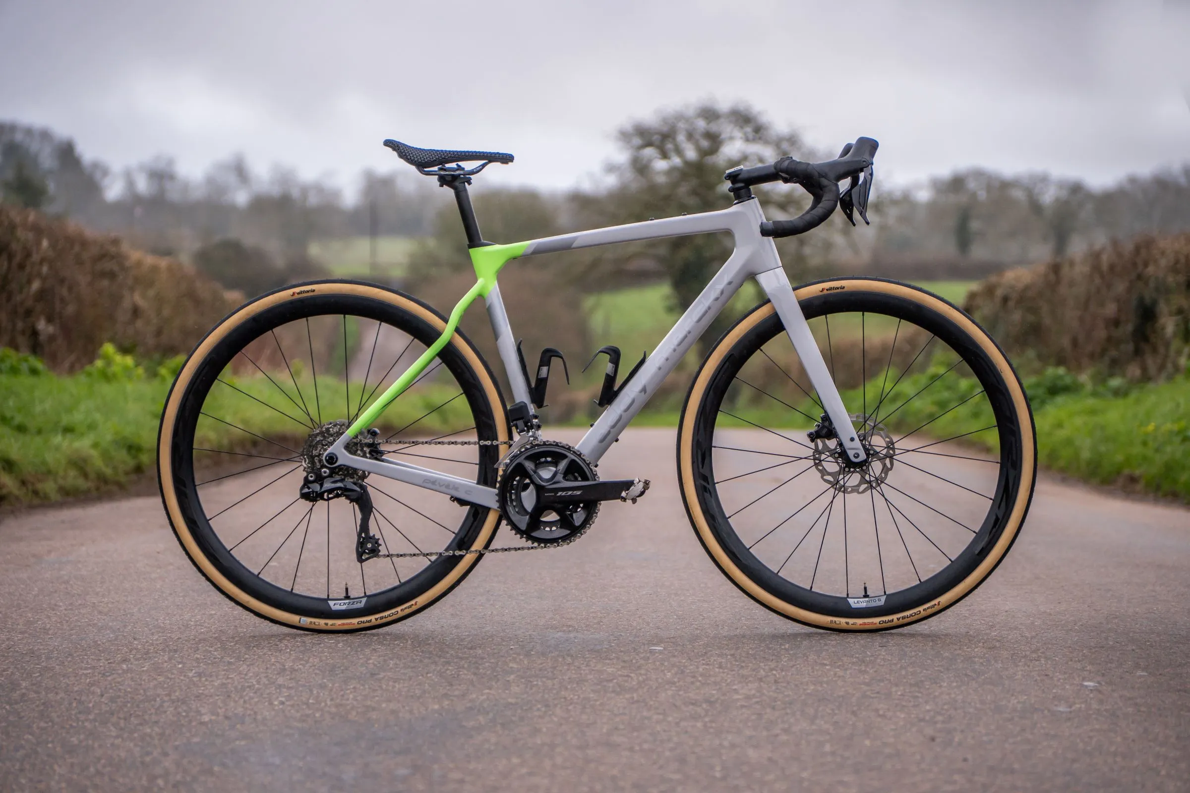 Eddy Merckx Pévèle Carbon road bike review