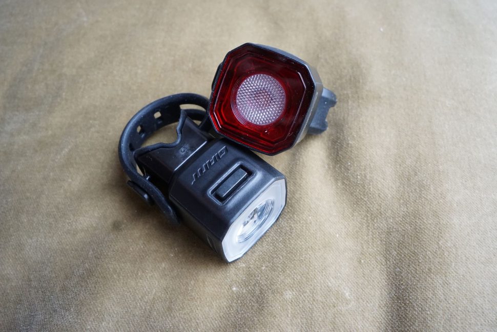 Giant-Recon-light-set-970x647.jpg