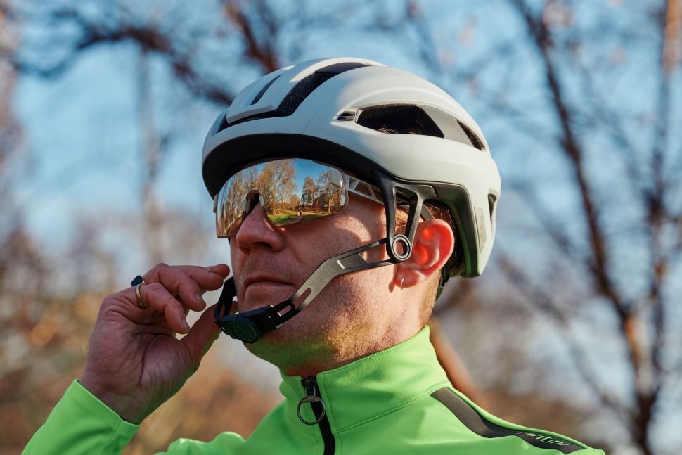 Specialized Decibel Helmet Canyon Disruptr CFR Helmet Review