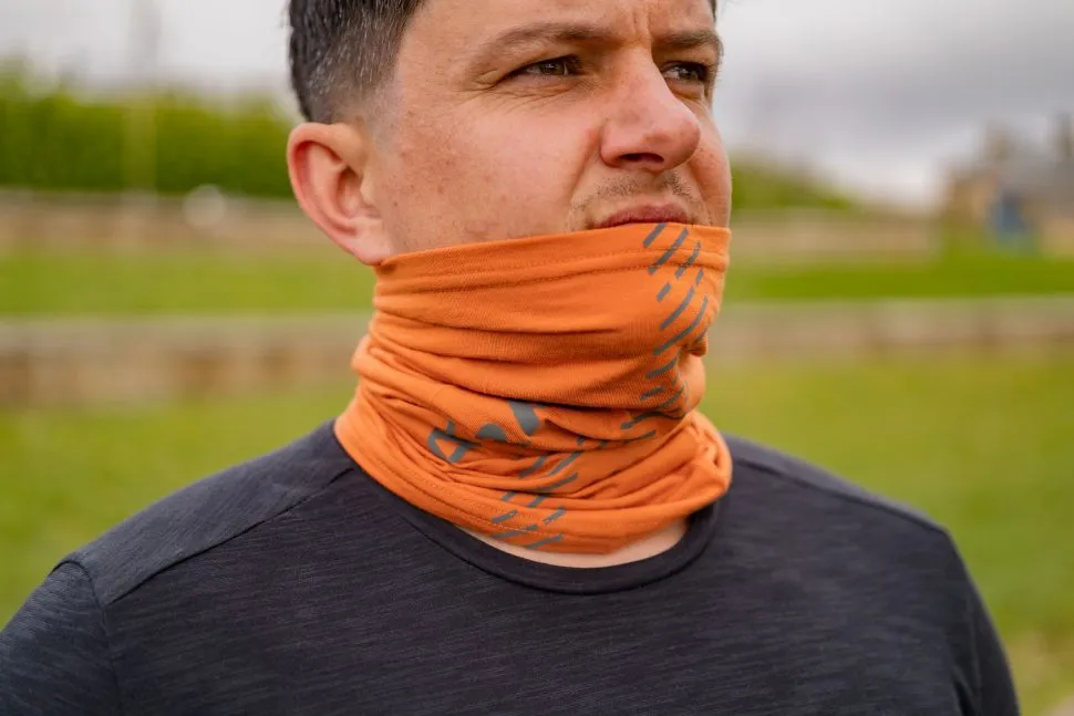 小物 CREST Cowo Neck Warmer - orange 小物 CREST Cowo Neck Warmer - orange Orange Neckwarmer