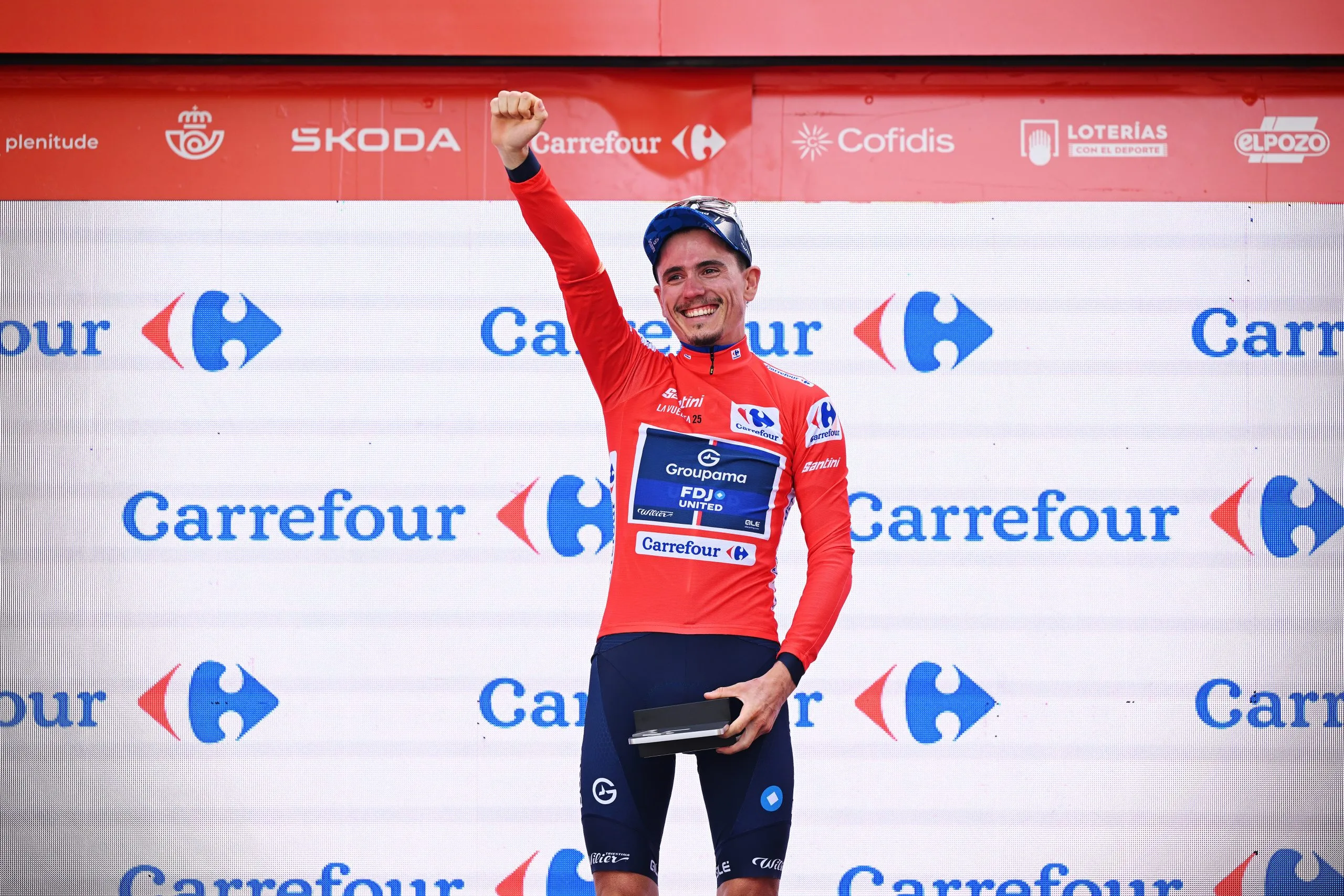 Derek Gee terminates contract with IPT; David Gaudu in red at Vuelta a España; WorldTour Team Ceratizit Pro Cycling to fold; Remco Evenepoel and Julian Alaphilippe lined up for Tour of Britain Men