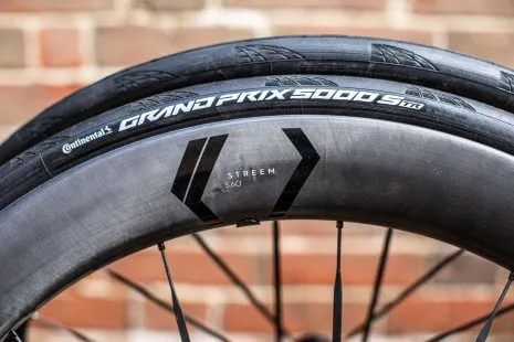 パーツ Continental Gp5000 S TR 700X30C Amazon.com : Continental Grand Prix 5000 S TR Tubeless Ready