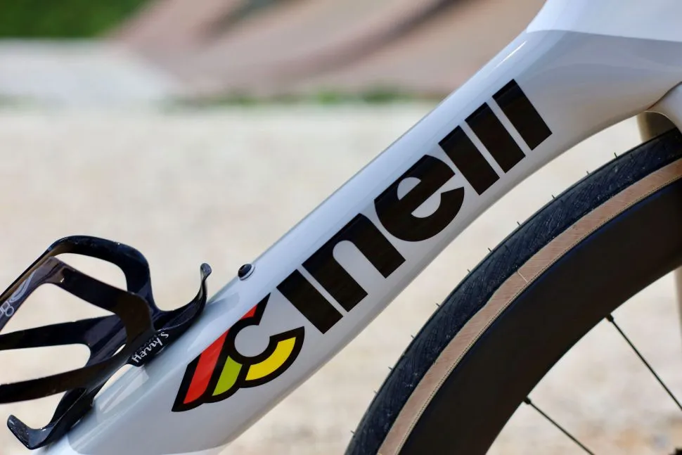 cinelli-aeroscoop-logo-970x647