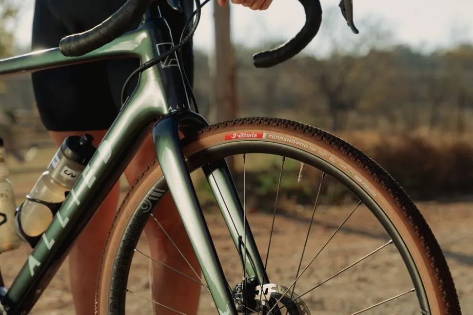 Porte vélo télescopique THULE LIFT V16 pour 2/3 vélos - Camping-car